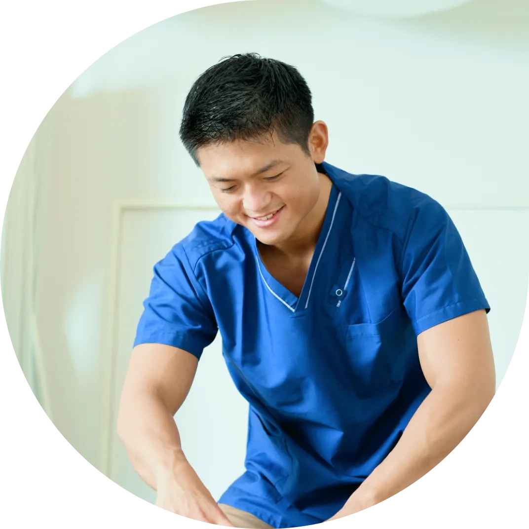 旭川でのリハビリ中の施術の様子